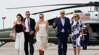 Biden, junto a su familia este sábado.