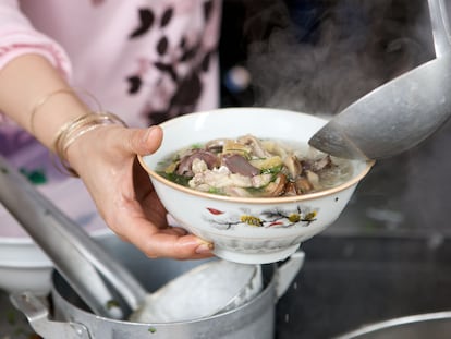 El tradicional pho de Vietnam.