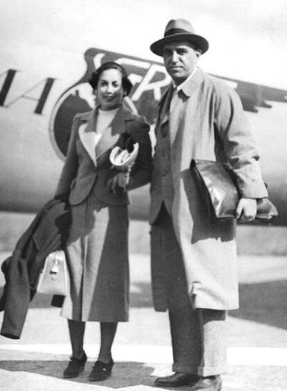 Mabel, con su padre, Gregorio Marañón, en Buenos Aires en 1937.