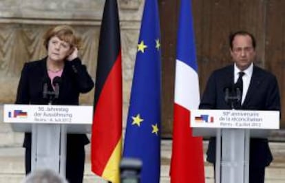 El presidente de Francia, François Hollande y la canciller alemana, Angela Merkel. EFE/Archivo