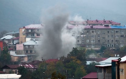 Bombardeo en Stepanakert, el pasado miércoles.
