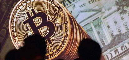 Proyección sobre el bitcoin en una conferencia del Congreso Mundial de interpol en Singapur en julio.
