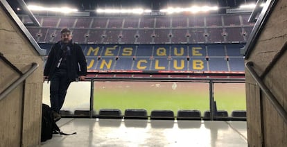 Javier Cáceres, del 'Süddeutsche Zeitung', en el Camp Nou.