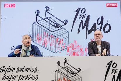 Los secretarios generales de UGT y CC00, Pepe Álvarez (i), y Unai Sordo (d), durante una rueda de prensa en Madrid el pasado 20 de abril con motivo de la celebración del Primero de Mayo.