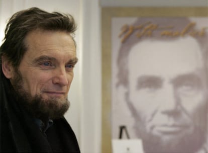 Richard Selby caracterizado para protagonizar el papel de Abraham Lincoln.
