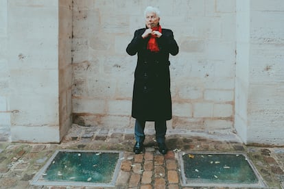Ken Follett, en el jardin René Viviani de París, el jueves.