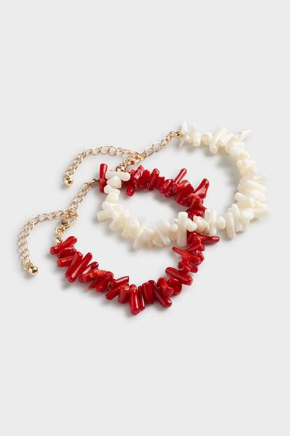 Pulseras de OYSHO (9,99 €).