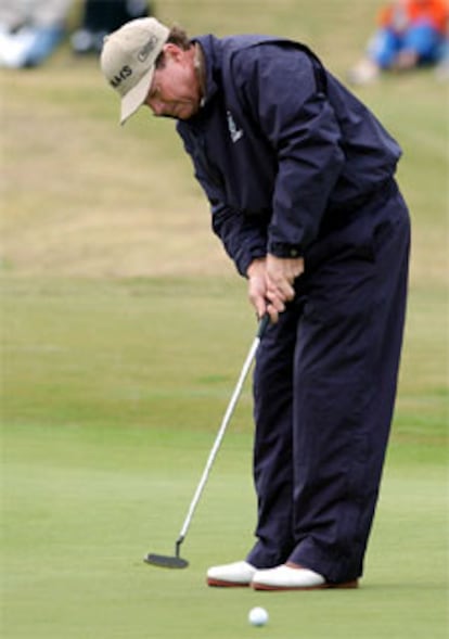 Tom Watson, en un <i>putt.</i>