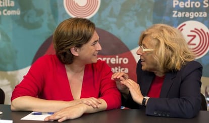 Ada Colau y Manuela Carmena, el pasado mayo.