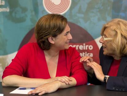 Barcelona and Madrid mayors Ada Colau and Manuela Carmena, in a file photo from May.