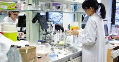 Laboratorio de cosm&eacute;tica en el centro de investigaci&oacute;n de L&rsquo; Or&eacute;al en Chevilly-Larue (Francia). 