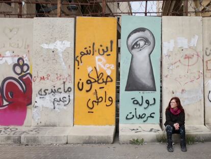 Roula Abdo, 35 años, artista libanesa y una de las promotoras del proyecto “Revolution Wall”.