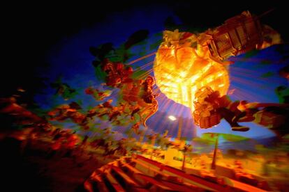 Las sillas voladoras han sido una de las atracciones más visitadas por niños y adultos en el Oktoberfest de Múnich ( Alemania), el 20 de septiembre de 2014.