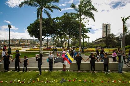 Venezolanos congregados en Caracas contra la inseguridad