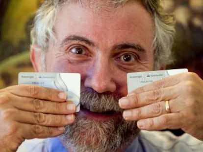 Krugman, sin monedas para que Caronte le traslade al m&aacute;s all&aacute;, con dos tarjetas del Banco de Santander para pagar al barquero.