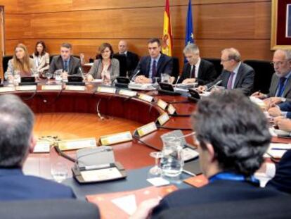 El presidente de la Generalitat vuelve a telefonear, sin éxito, a Pedro Sánchez