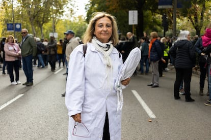 Ana Tijera, 60 años, enfermera. 
