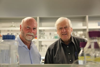 Craig Venter, a la izquierda, y Hamilton Smith.