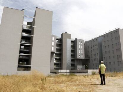  Bloques de viviendas públicas en un distrito de Madrid. 