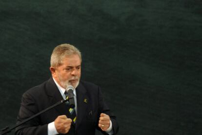 El presidente brasileño, Luiz Inácio Lula da Silva, pronuncia un discurso el pasado 7 de junio de 2010, durante un acto en Brasilia.