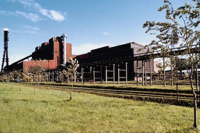 Imagen de archivo de la acería de ArcelorMittal en Gijón, Asturias.