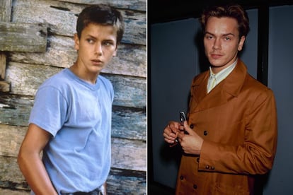 “Uma mistura de quatro drogas matou o jovem ator River Phoenix.” Assim a manchete do EL PAÍS anunciava, em 1993, a notícia do desaparecimento precoce da estrela de filmes como 'Garotos de Programa' e 'O Peso de um Passado'. O ídolo juvenil morreu às portas da boate Viper Room, cujo coproprietário era o ator Johnny Depp (que também estava lá)