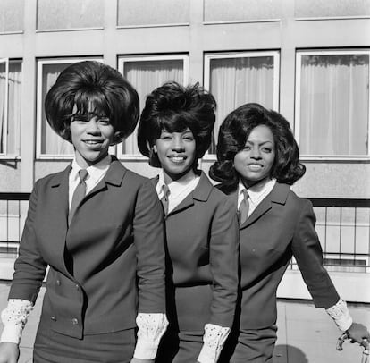 Florence Ballard, Mary Wilson y  Diana Ross en Londres en 1964.