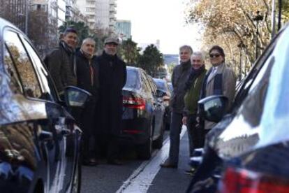 Conductores de vehículos con licencia VTC, el miércoles en Barcelona.