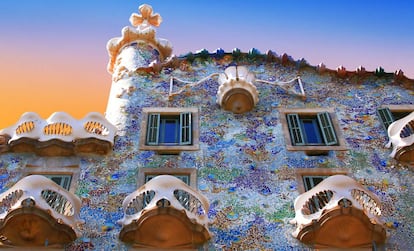 Fachada de la Casa Batlló, de Antoni Gaudí, en Barcelona.