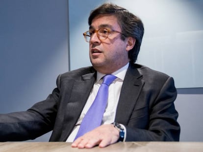 El presidente del Banco Interamericano de Desarollo, Luis Alberto Moreno, en las instalaciones de EL PA&Iacute;S. 