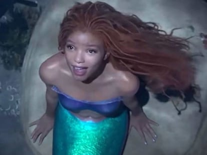 Halle Bailey, como Ariel, en el tráiler de la nueva versión de 'La sirenita'.