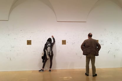 Obra del artista Luis Camnitzer en el Museo Reina Sofía.