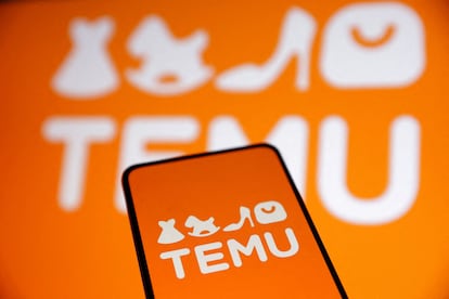 El logotipo de Temu en un teléfono.