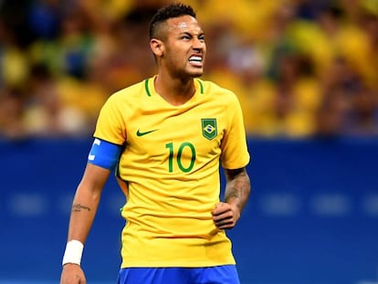 Brasil x Iraque: Neymar não apareceu mais uma vez.