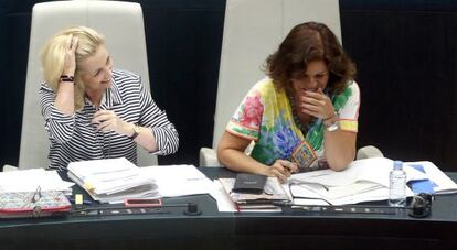 Ana Botella durante el pleno del ayuntamiento de Madrid.