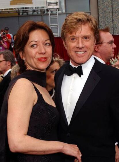 Sibylle Szaggars y Robert Redford, en 2002.