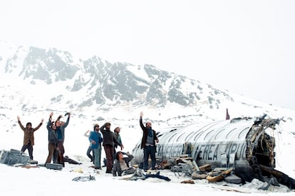 Fotograma de 'La sociedad de la nieve', de J. A. Bayona.