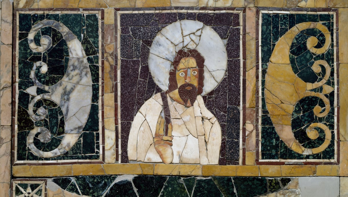 Lo pagano que había en el cristianismo sirvió para tomar Roma: “La misa católica es la última tragedia griega”