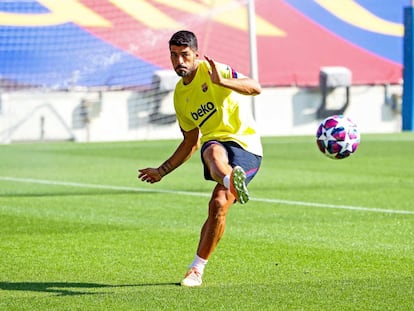 Luis Suárez, este domingo en el entrenamiento el Barcelona en la Ciudad Deportiva Joan Gamper.