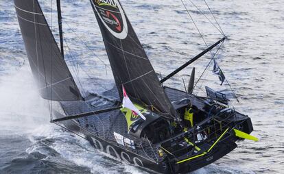 El brit&aacute;nico Alex Thomson a bodo del &#039;Hugo Boss&#039;.