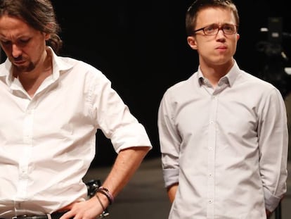 Pablo Iglesias (left) and Iñigo Errejón.