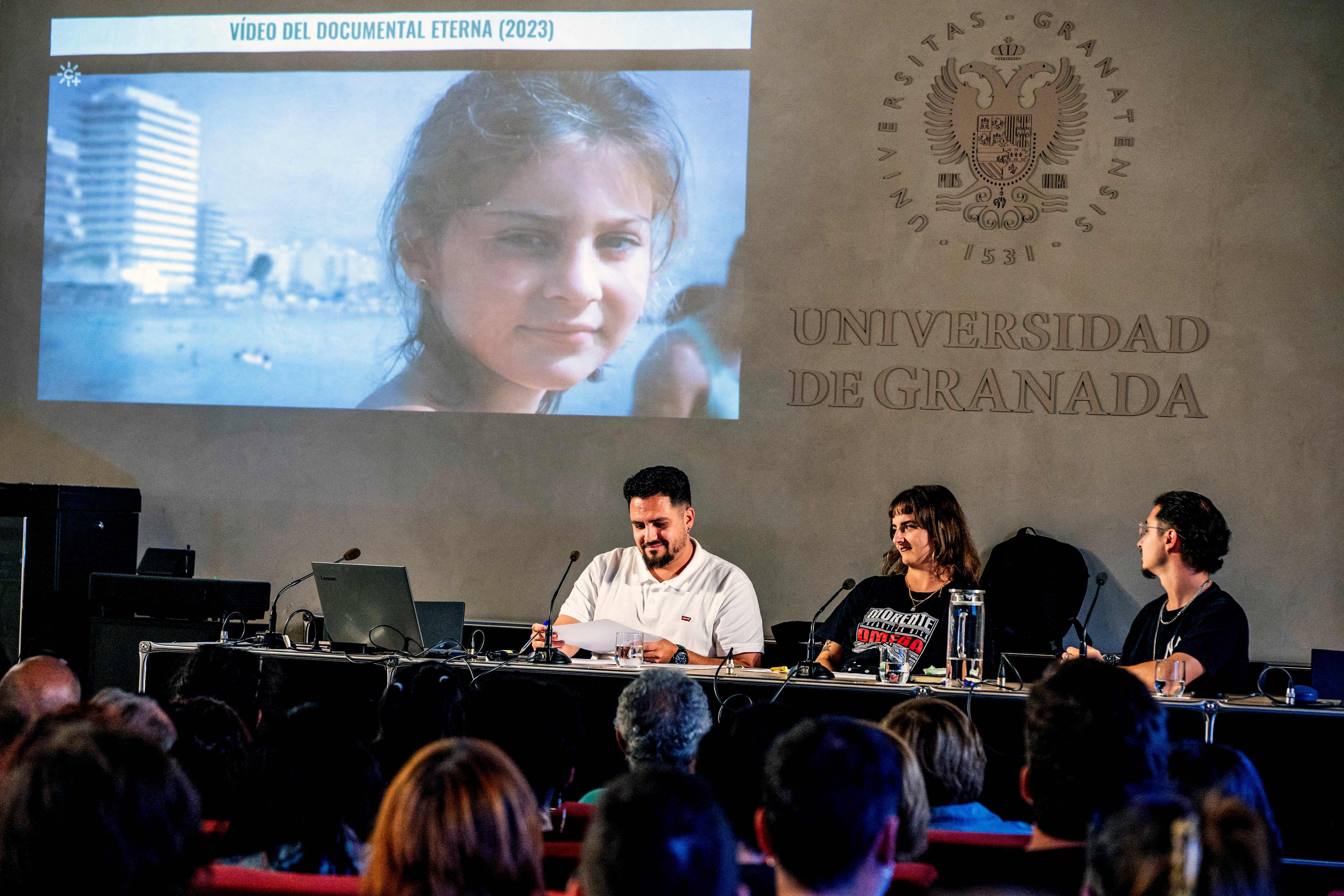 500 से अधिक लेखकों ने ग्रेनाडा में कल्चर अलह त्योहार से Ariana Harwicz के बहिष्कार की रक्षा की
