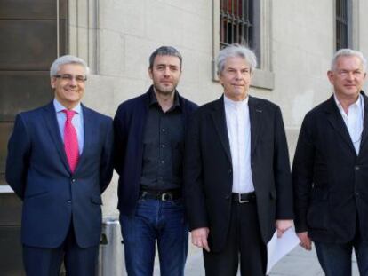 Por la izquierda, el director general del Real, Ignacio Garc&iacute;a Belenguer; Alexander Polzin, Hartmut Haenchen, Lukas Hemleb y el director art&iacute;stico, Joan Matabosch. 