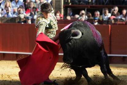 López Chaves, en su primer toro.