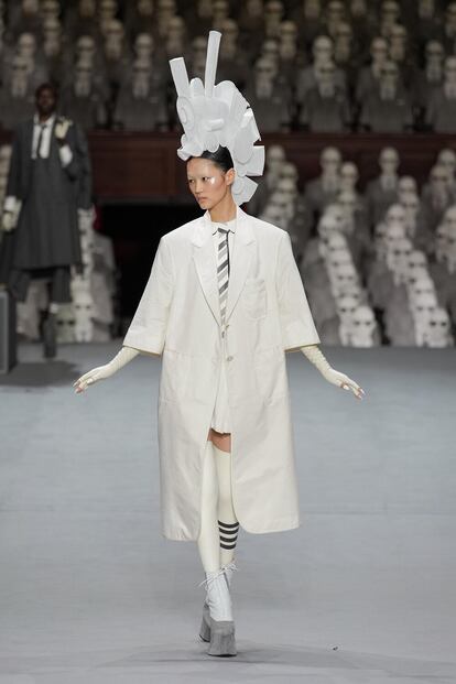 smag-thom-browne-hc-f23-056