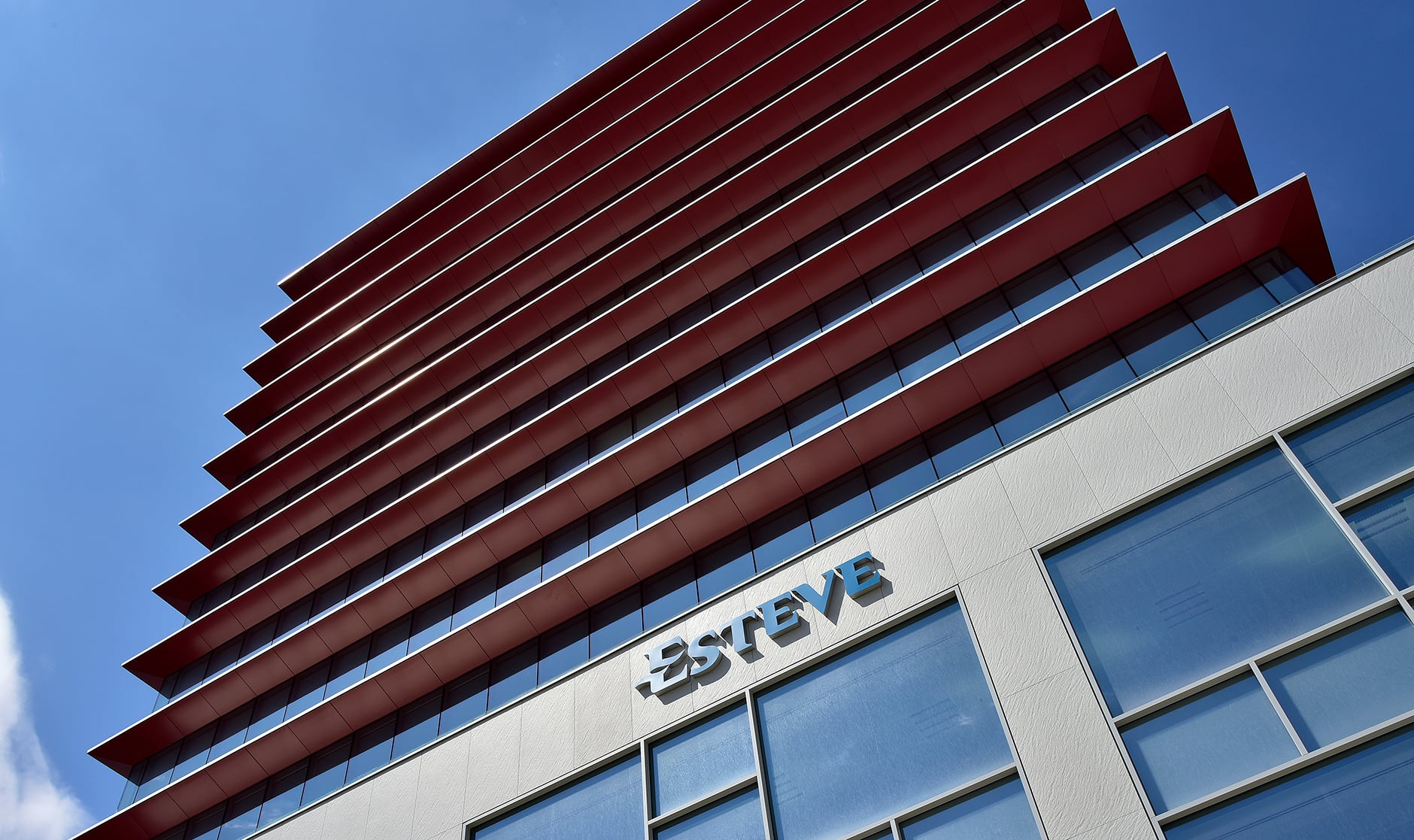 La farmacéutica Esteve fortalece su presencia en Estados Unidos pero sufre el efecto del tipo de cambio