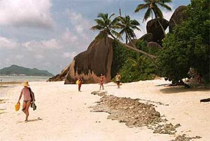 Una de las calas de la playa Anse Source d'Argent, en la isla de La Digue.