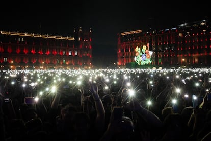 La banda estadounidense Interpol, ante 160.000 personas en el Zócalo de la Ciudad de México.