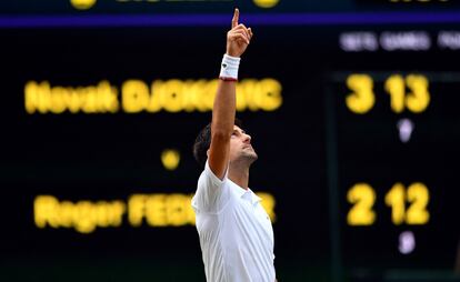 Djokovic celebrando su victoria frente Federer.
