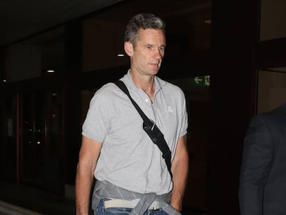 Iñaki Urdangarín arriving at Madrid airport on Sunday.